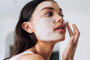 3 loại mặt nạ trị mụn hiệu quả tại nhà hiệu quả nhất cho da mụn